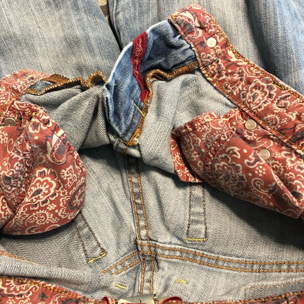 Lucky Brand Size 2 Capri Jeans - Picture 8 of 16